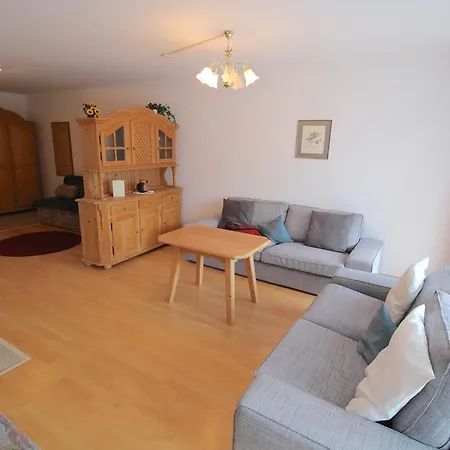 Apartment Florian *