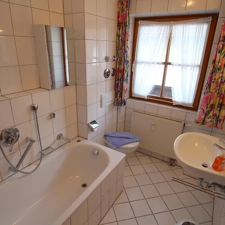 Florian Apartment *